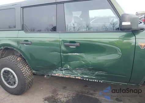 2024 Ford Bronco Badlands z USA, uszkodzony, nr VIN 1FMEE9BP9RLA92268